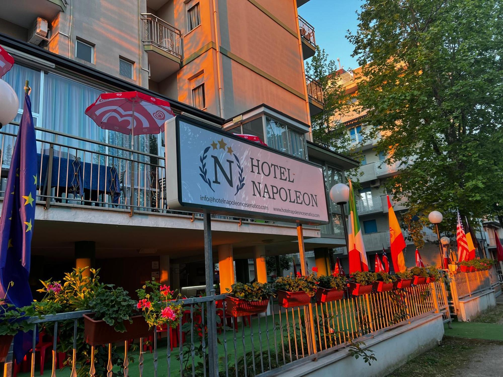 Hotel Napoleon Cesenatico Exteriér fotografie